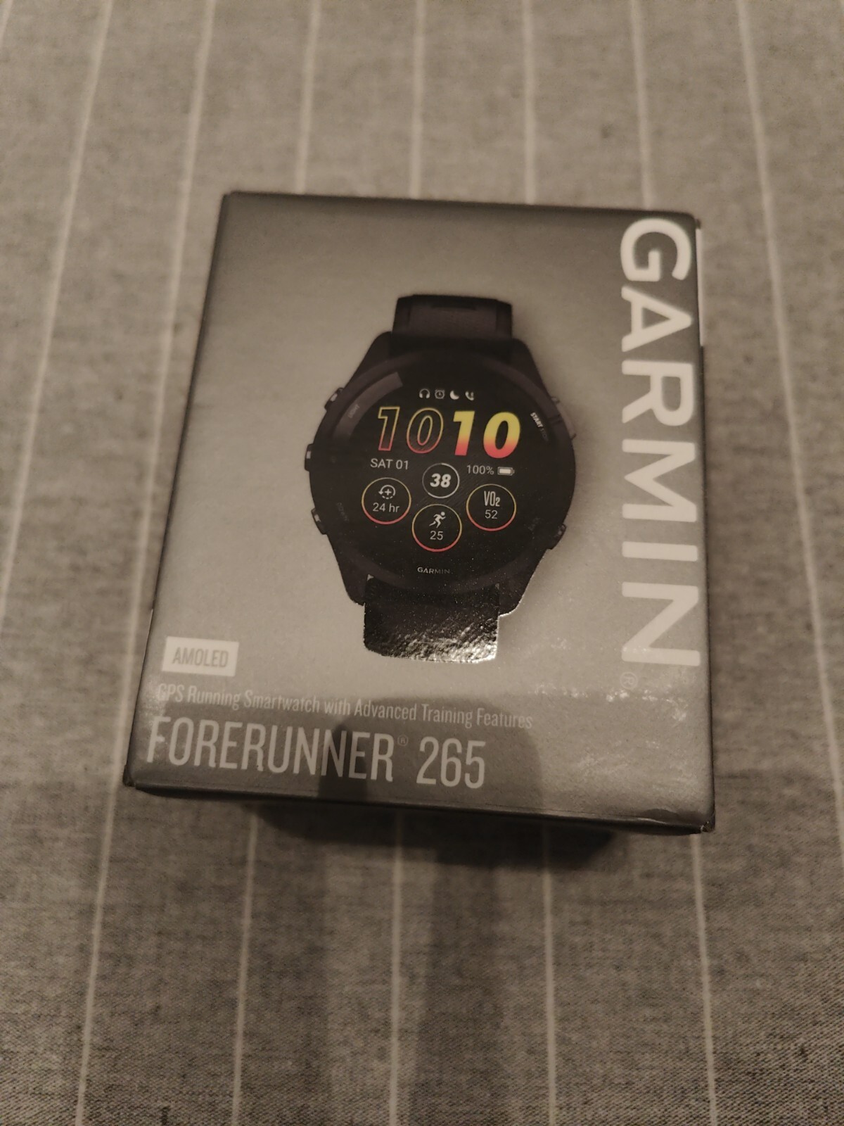 Montre Garmin Forerunner 265 Music pour course à pied et triathlon avec GPS Amoled noir
