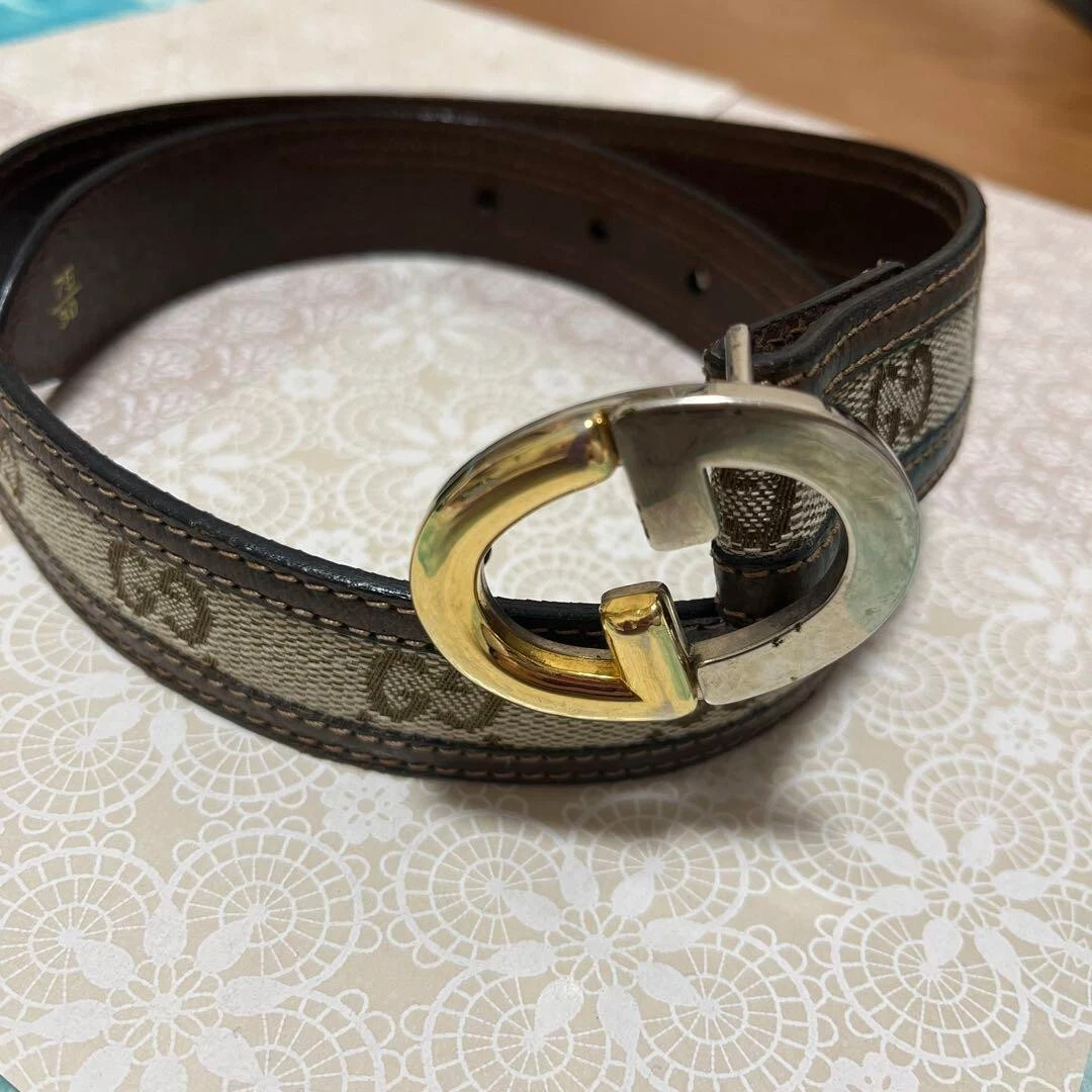 Authentique ceinture femme GUCCI motif GG vintage occasion belle du Japon JP