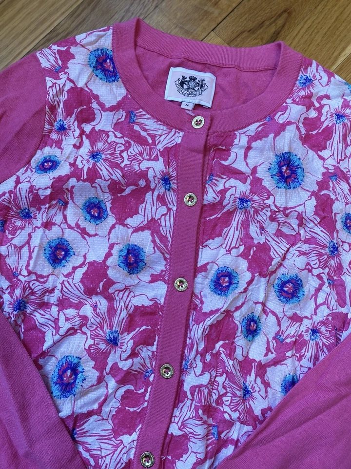 Juicy Couture Niñas Talla 14 Suéter Cárdigan Top Botón Rosa Azul Floral Foto 4 de 4