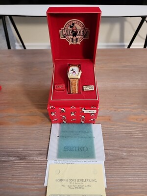New Vintage 1987 Disney Seiko Mickey Mouse Watch 60th Anniversary