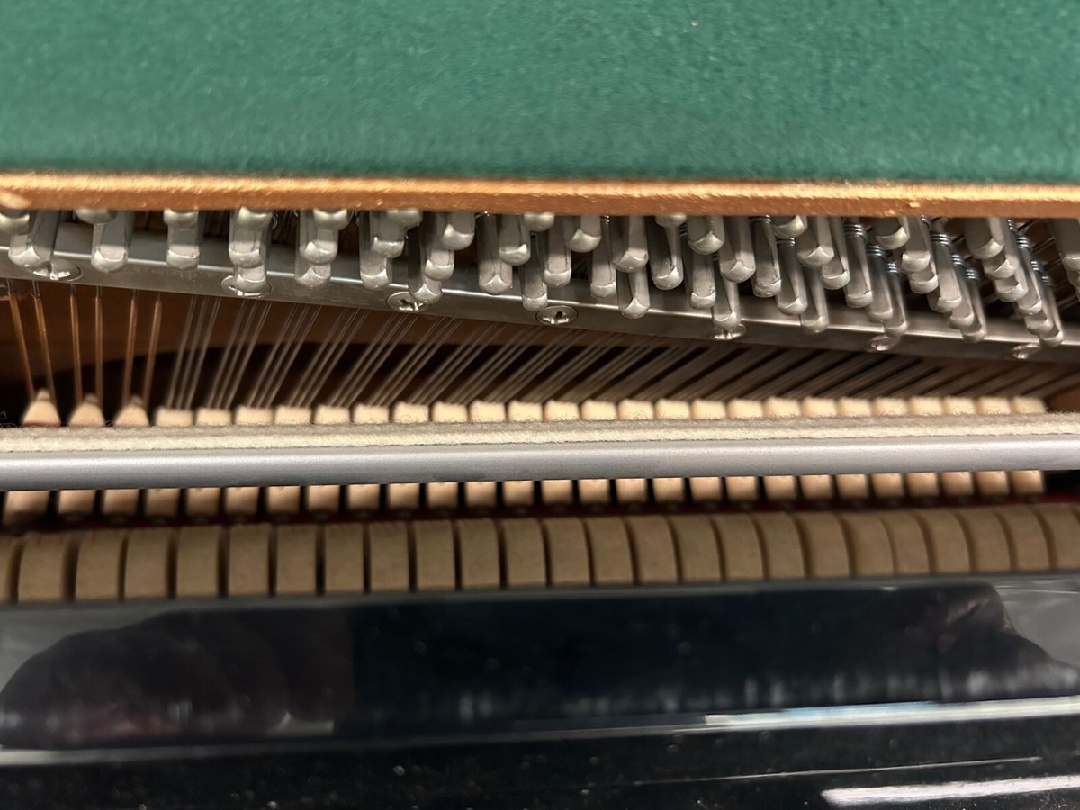 Kawai CX-8 Upright Piano Console 43