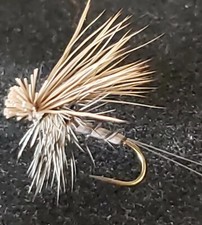 HENDRICKSON LIGHT DRY FLY HAIRWING SIZE 18 FRONTIER FLY COMPANY FISHING FLIES
