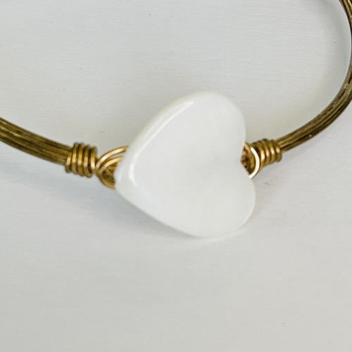 Bourbon & Bowties Bangle Bracelet with White Shell Hearts/Wire Wrapped Bangle - Picture 5 of 7