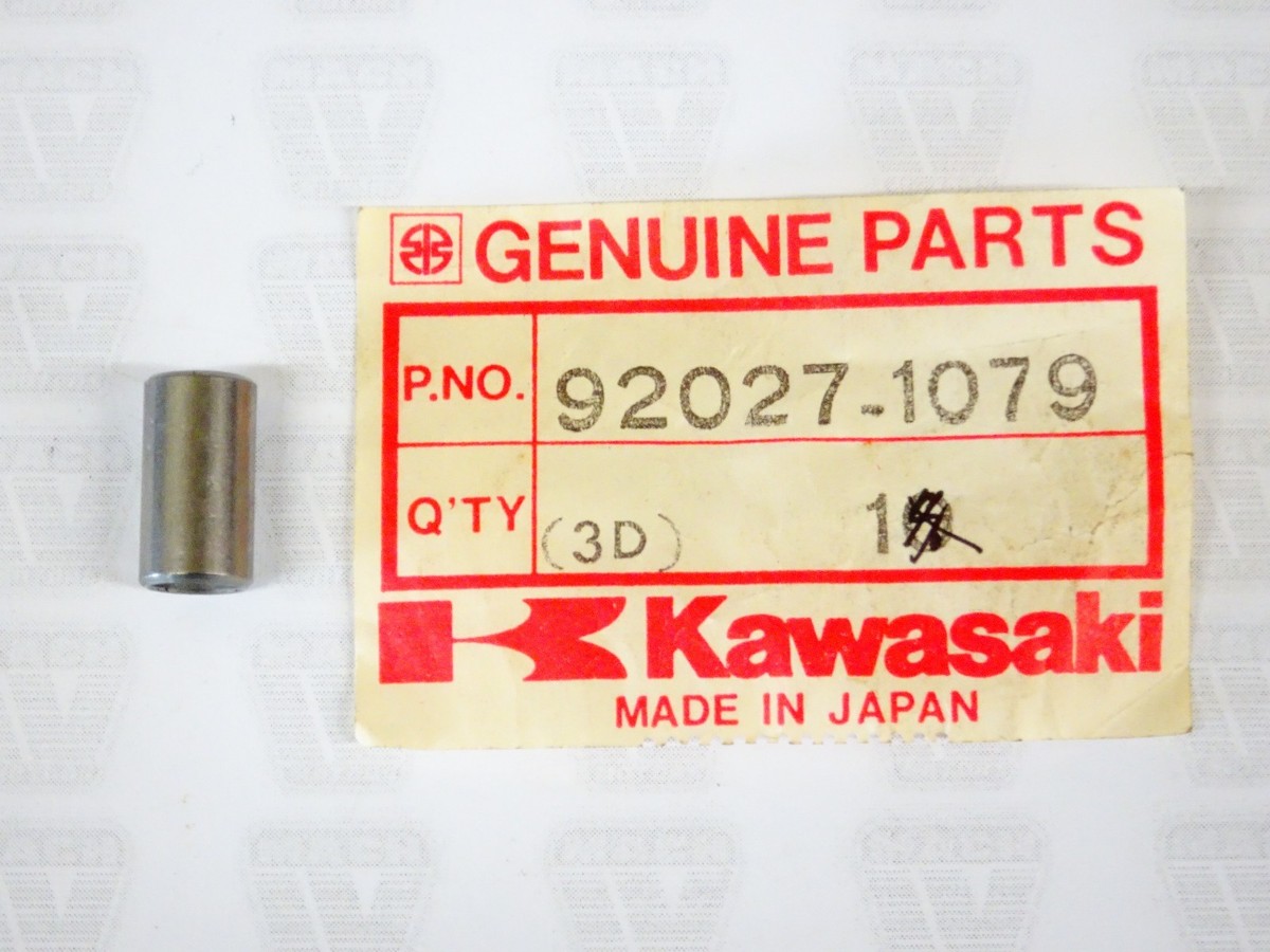 Kawasaki NOS NEW 92027-1079 Collar 6.2x8.1x15 KZ ZG ZL ZR ZX | eBay