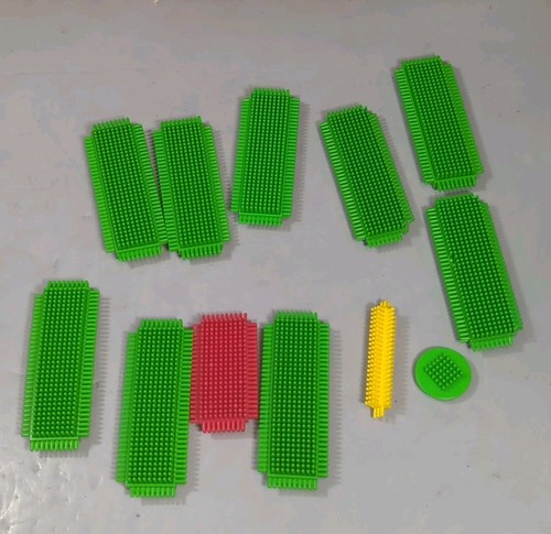 Battat Bristle Blocks STEM Educational Toy Creative Play Engineering - Picture 6 of 6