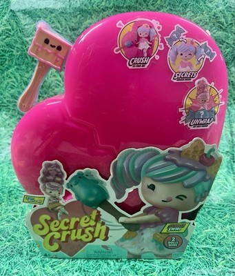 B114,115,25 Secret Crush Sundae Swirl with Winnie Wafflecone Large & Small Dolls