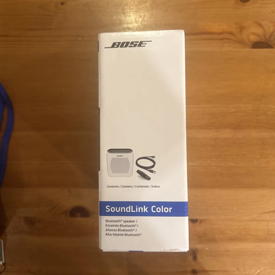 Bose SoundLink Color Bluetooth Speaker (White) - Image 4 of 4