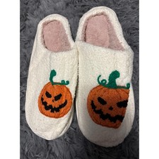 Womens Halloween Jack O Lantern Slippers Cozy Warm Fuzzy White Pumpkin Novelty