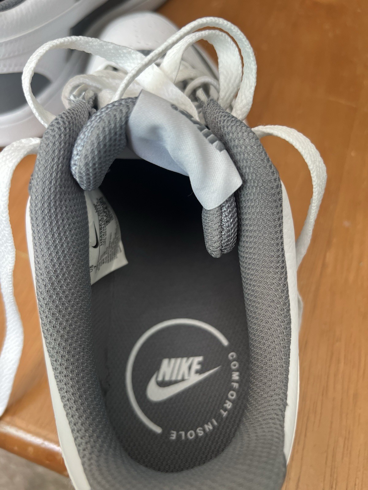 Nike Comfort Insole Low Top Lace Up Trainers Grey/White UK6 EU40 US7 HM9862-003