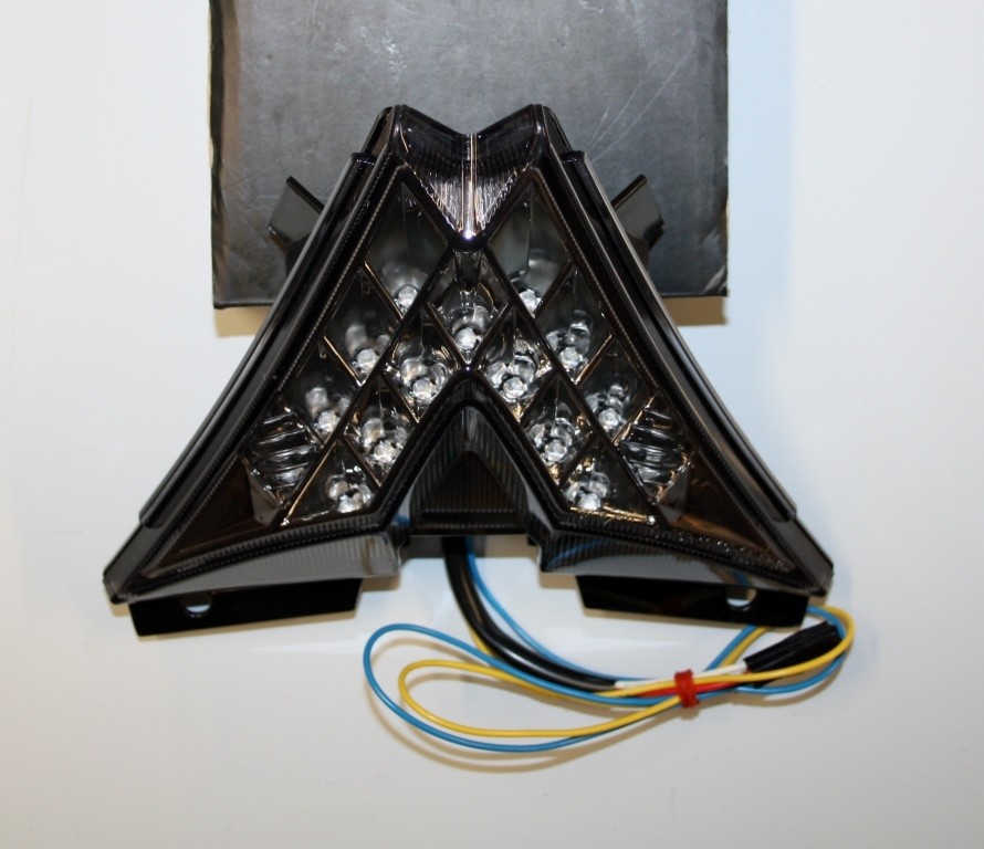 Feu LED clignotants intégrés Aprilia RSV4 et Tuono V4 de 2009 à 2017