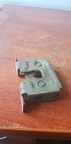 7115229 BMW 3ER E90 E91 E92 RHD MOTORHAUBE HOOD LOCK CATCH