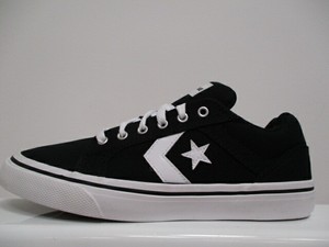 distrito canvas low trainers