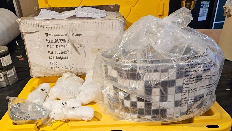 Warehouse of Tiffany Chandelier RL1051/4 (some crystal issues )READ!!! - Image 2 of 4