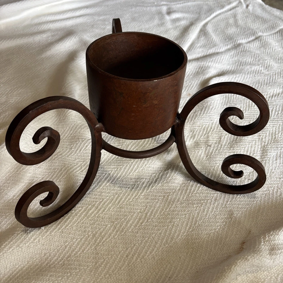 Mexican Hurricane Lamp Base 3 Leg Iron Glass Holder Handmade Red Oxide Finish Foto 3 de 4