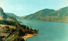 Columbia River Gorge, Mood River, Oregon OR chrome Postcard