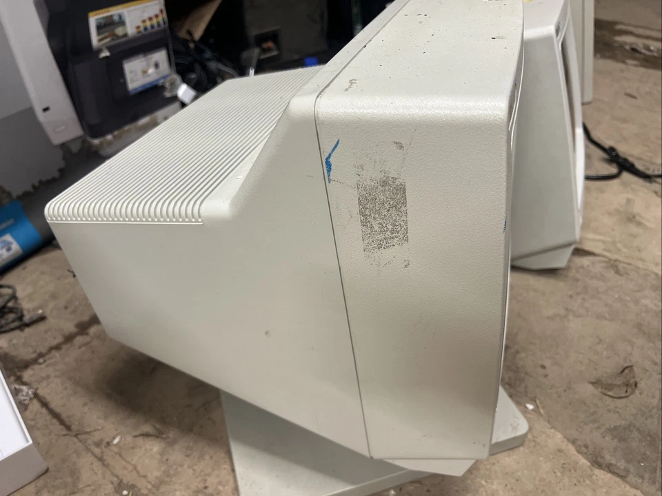 IBM 3151 Monochrome 12" CRT ASCII Display Terminal Monitor  UNTESTED - Image 2 of 4