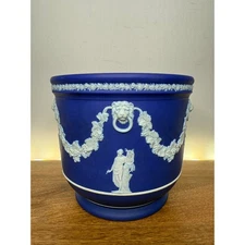 Wedgwood Blue Jasperware Planter Jardiniere Cache Pot 5 Lion Heads