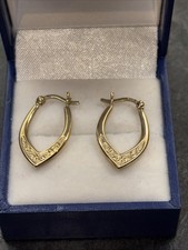 9ct Gold Loop Earrings in Stunning Condition 25x15 Beautiful , Stamped 375