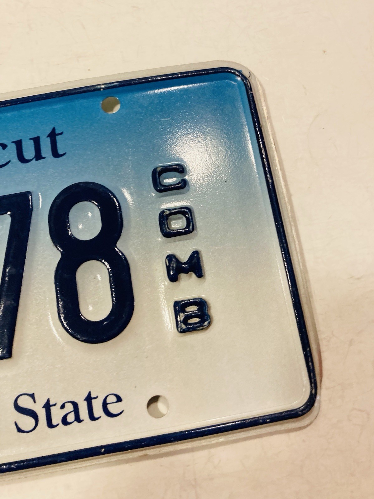 Connecticut Constitution State License Plate Expired Souvenir Art Decor