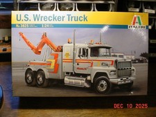 Italeri U.S. Wrecker Ford LTL9000 1/24 Model Kit dwnstr