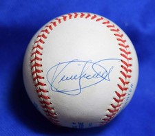 Kirby Puckett Cards, Rookie Card and Autographed Memorabilia Guide 44
