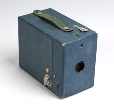 BLUE KODAK RAINBOW HAWKEYE NO.2 MODEL C 120 FILM SHUTTER WORKS