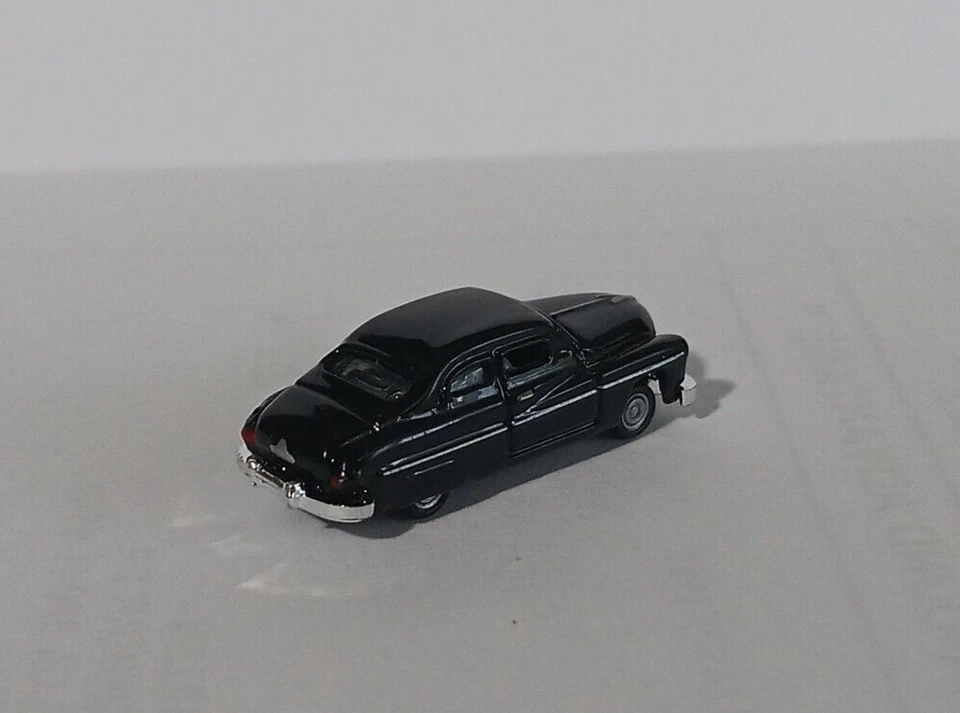 Classic Metal Works 1949 Black Mercury cupé escala N Foto 2 de 4