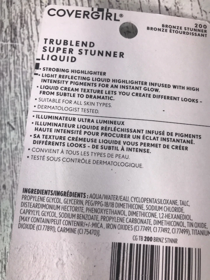Covergirl Trueblend Super Stunner Liquid Strobing Highlighter Bronze Stunner 200 - Image 4 of 4