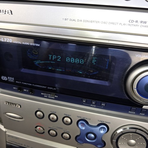 Aiwa Stereo Z-L720 Super T-Bass Rotary X5 Multi CD Speakers Built In Subwoofers - Picture 2 of 15