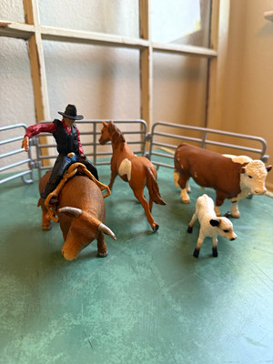 Schleich Figure Lot Cowboy Bull Rider Saddle 2 Bulls Horse Calf w Corral Fence