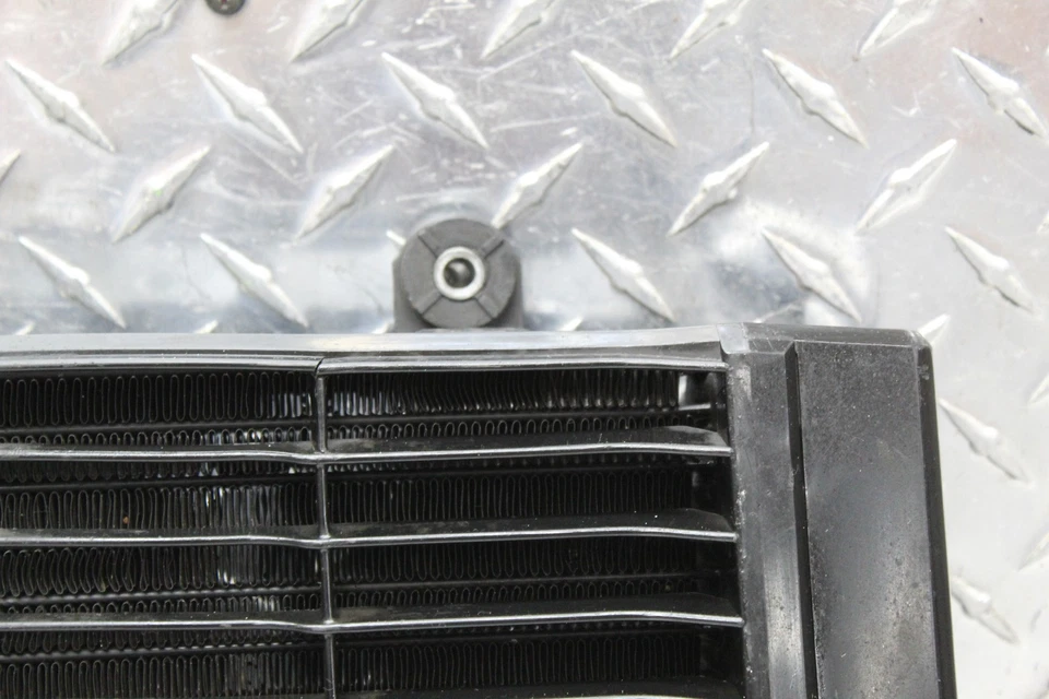 Honda CB1 CB400F 1990 radiador Foto 4 de 4