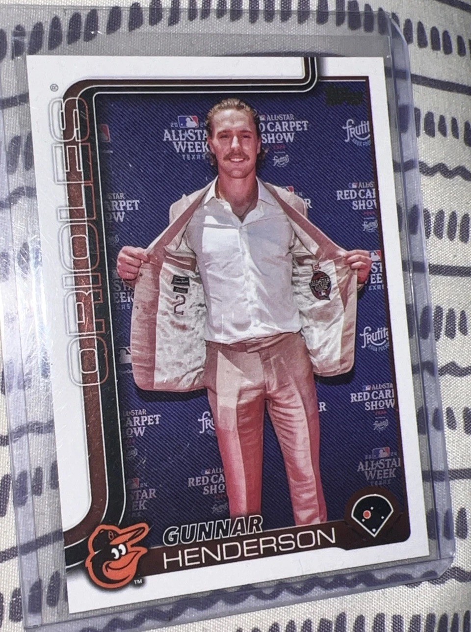 2025 Topps Series 1 SP - Gunnar Henderson #65 Golden Mirror Image Variation