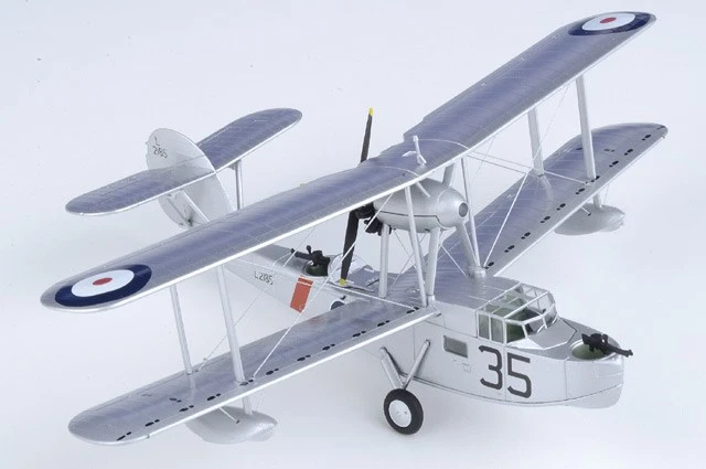 72SW005 Oxford Diecast Morsa 1/72 Modelo RNFAA Nº712 NAS Foto 2 de 2