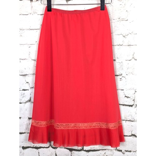 VINTAGE LUXITE Nylon & Lace 1/2 Slip Strawberry Coquette Pin Up Feminine Small - Picture 2 of 8