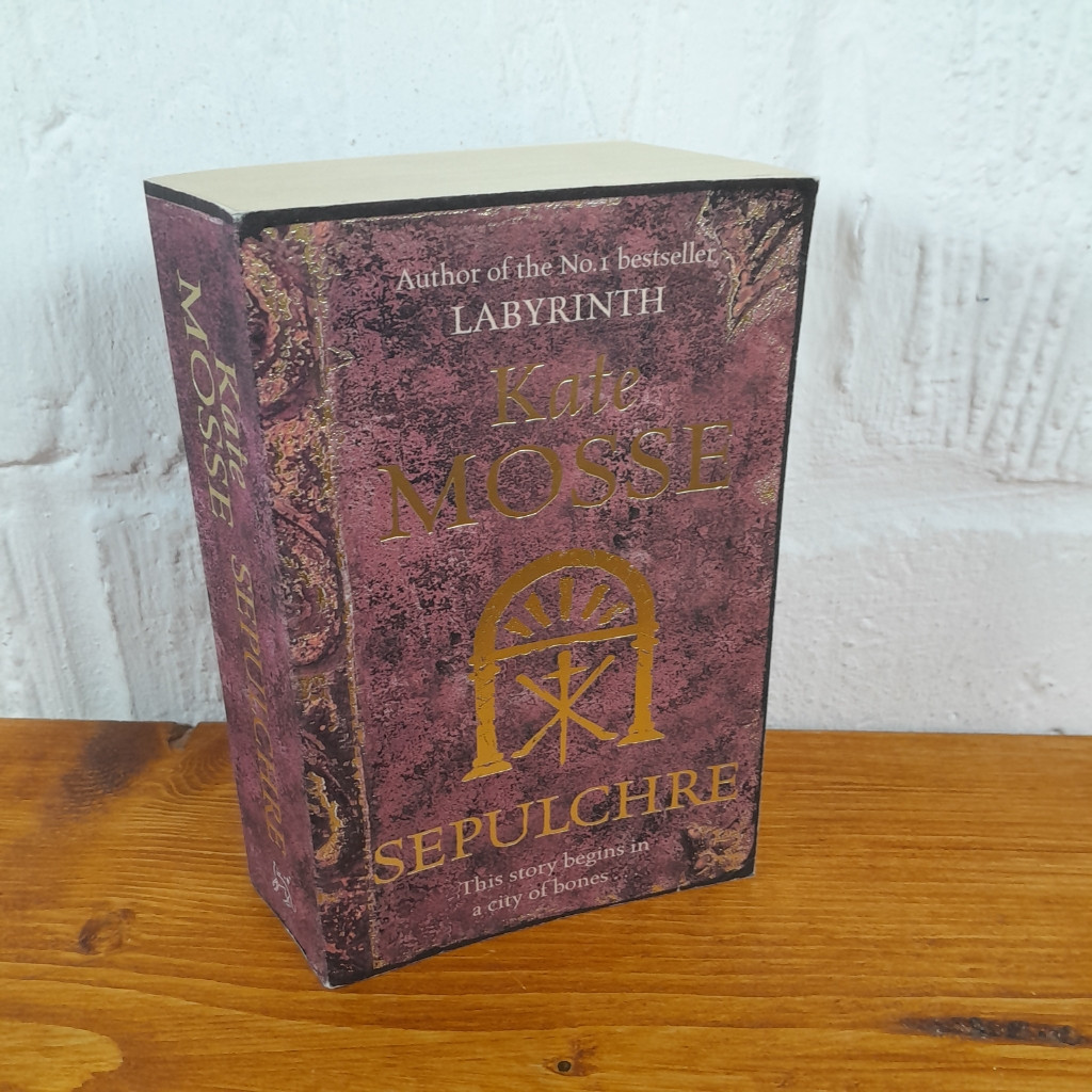 Sepulchre — Kate Mosse