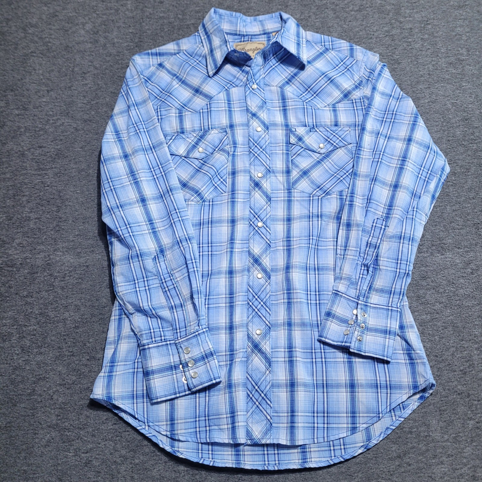 Wrangler Medium Western snap button front collar … - image 1