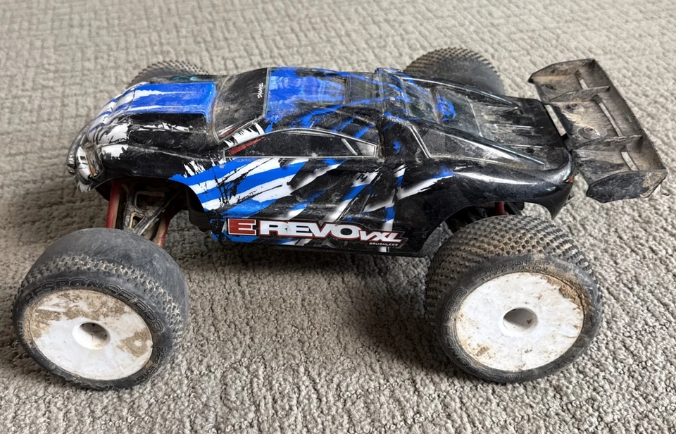 Traxxas Mini E-Revo 1/16 Scale Remote Truck VXL RTR Dirty Untested For Parts - Image 4 of 4