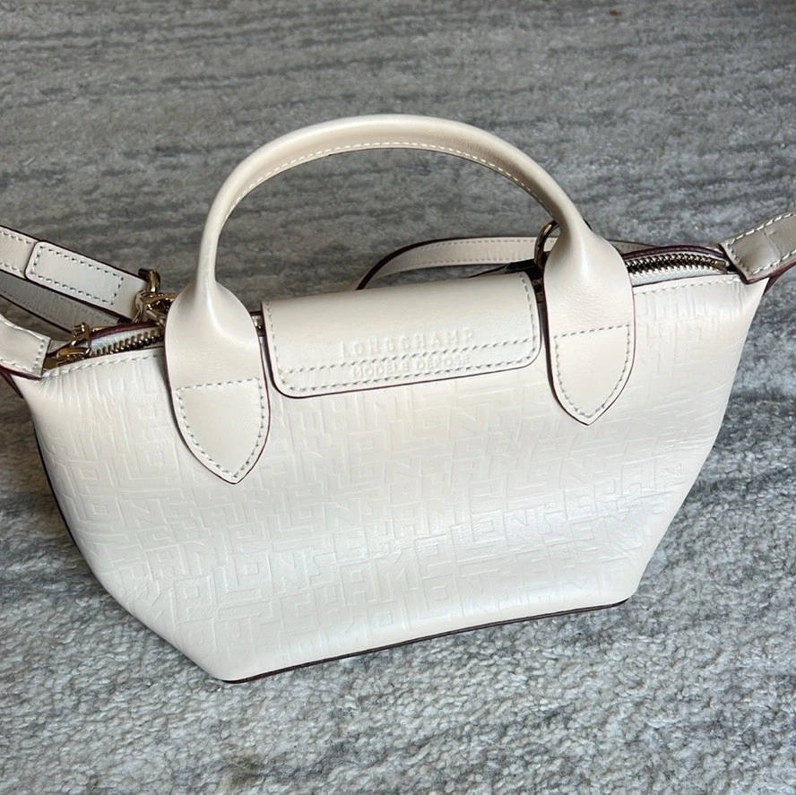 Bandolera Longchamp Edición Especial Logotipo Repujado Cuero Le Pliage Extra XS Foto 2 de 4