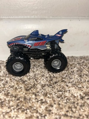 2002-2006  HOT WHEELS MONSTER JAM TRUCKS VHTF GREAT BITE