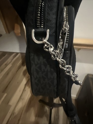 Michael Kors Small Crossbody - Picture 4 of 5