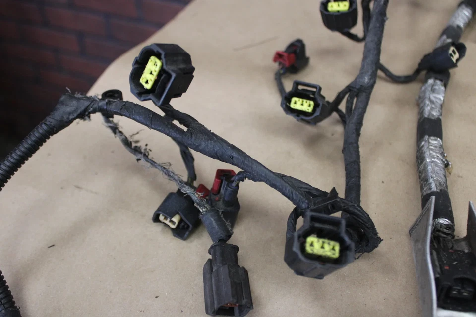 2006 Mopar Dodge Magnum Charger Chrysler 300 SRT8 Engine Wiring Harness DAMAGED - Image 2 of 4