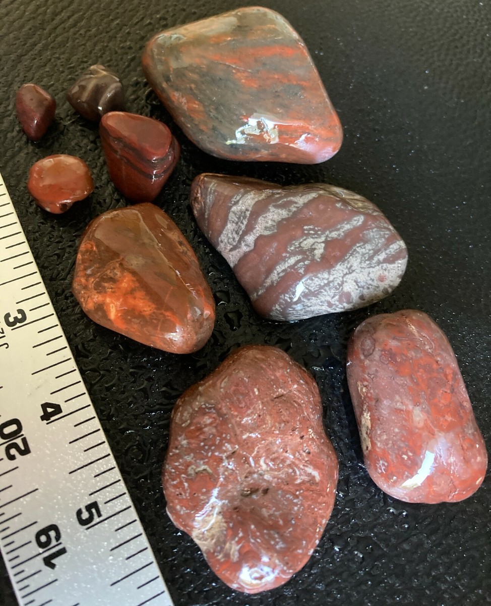 天然レッド・レインボー・ジャスパー　ダンブル115g 9pc Michigan Banded Red Jasper with Quartz and Calcite from the