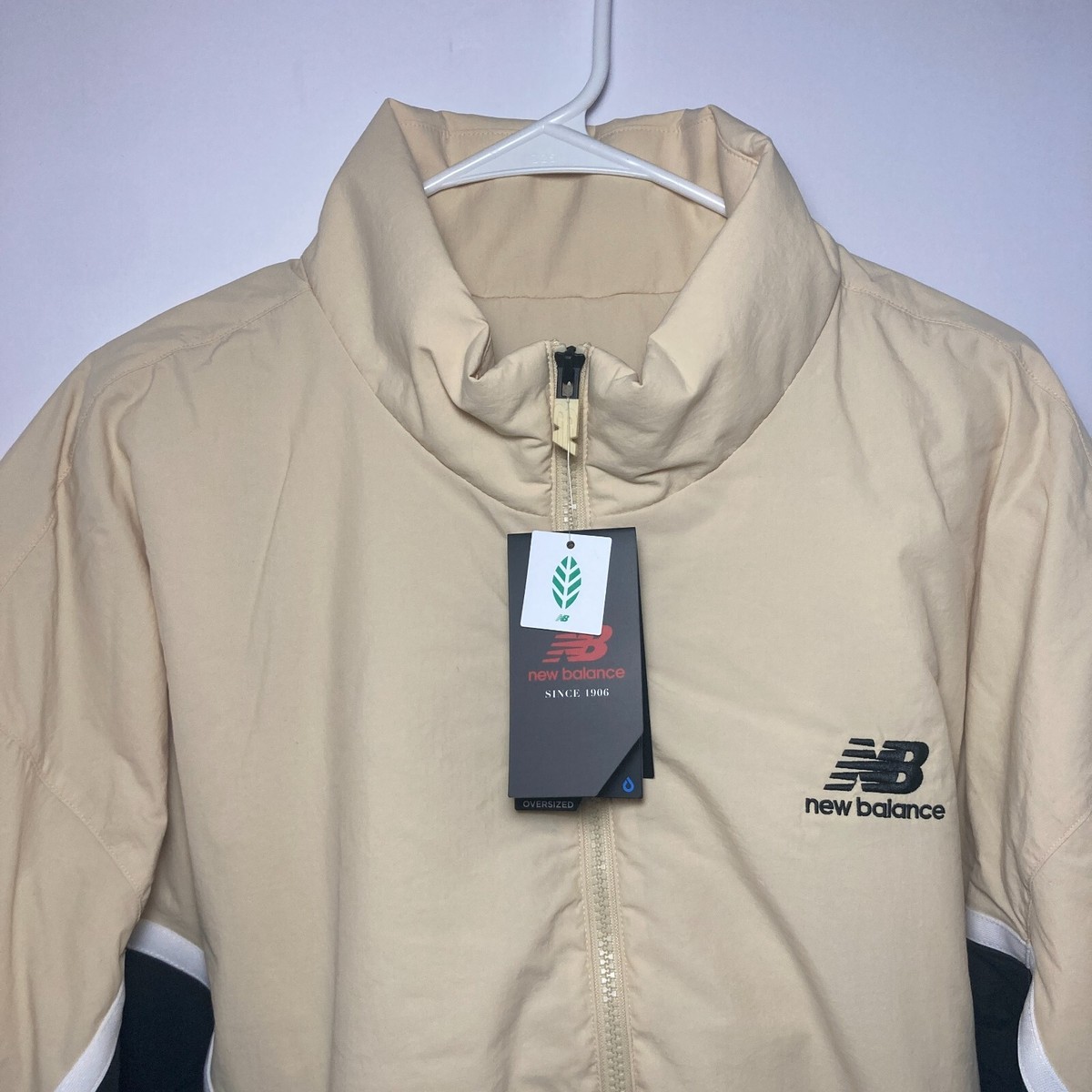 ✦お値下げ　新品　 New Balance Woven Jacket　 LL Athletics Woven Jacket - New Balance