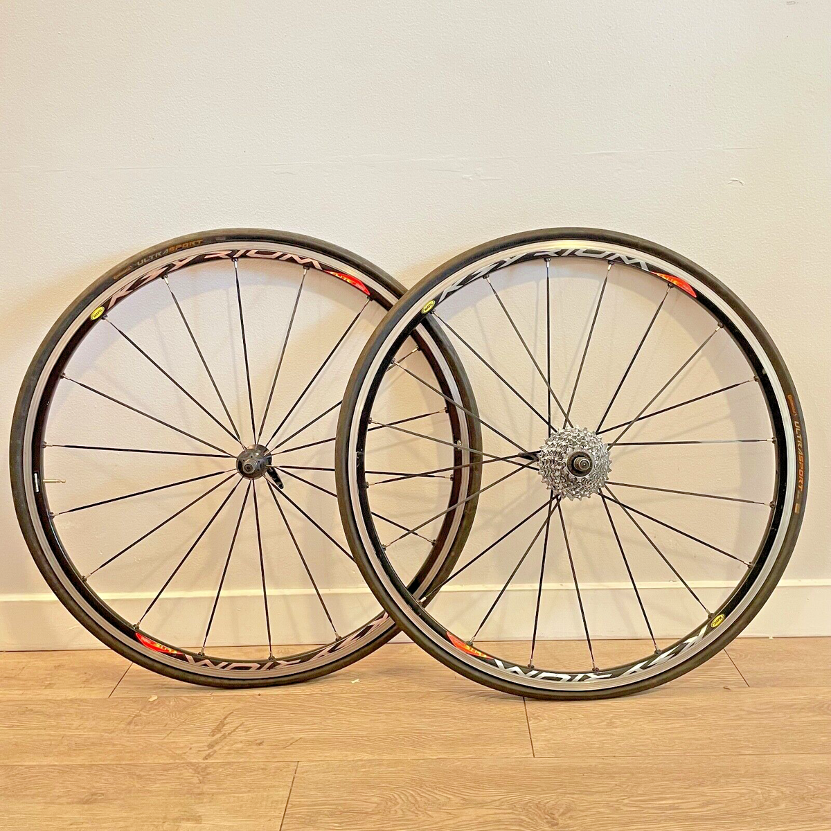 Mavic Ksyrium Elite 700c Road Bike Wheelset QR 130/100mm