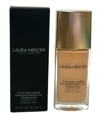 LAURA MERCIER FLAWLESS LUMIÈRE1N1 CRÈME Laura Mercier Flawless Lumiere Radiance Perfecting Foundation