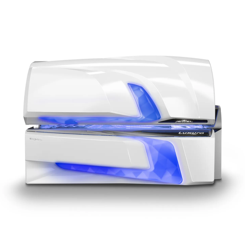 Luxura Jewel LED Sunbed - Picture 6 of 7