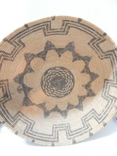 SPECTACULAR CLEAN + LARGE 13.5" d c1890s ANTIQUE APACHE INDIAN TRAY FORM BASKET