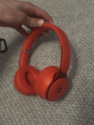 Beats Solo Pro Wireless Bluetooth Headphones Red Noise-Cancelling Used