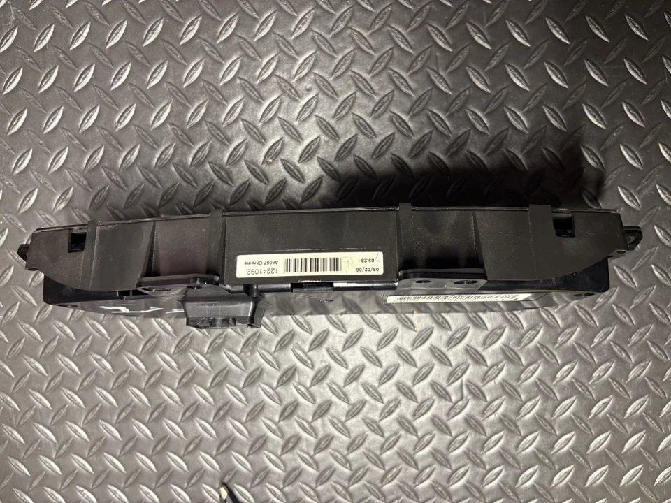 08-11 BUICK Lucerna Velocímetro Medidor Cluster OEM Foto 4 de 4