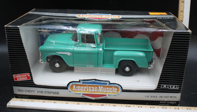 1994 ERTL 1/18 Diecast Metal 1955 CHEVY 3100 STEPSIDE PICKUP TRUCK